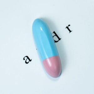 Pill-shaped lipstick tube 66032