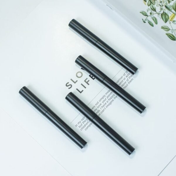 Matte thin eyelash tube 8003 - Image 3